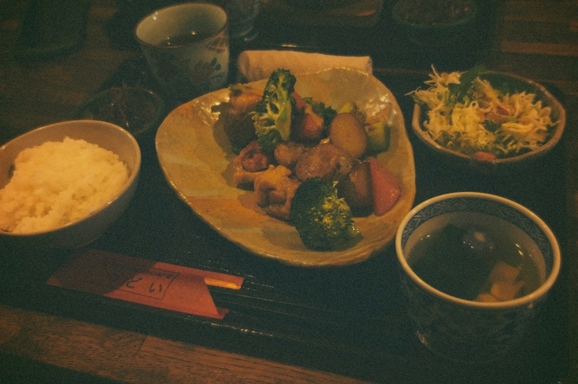 めい