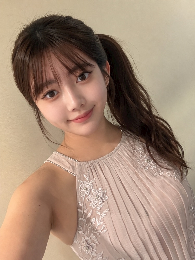 妃 えりな