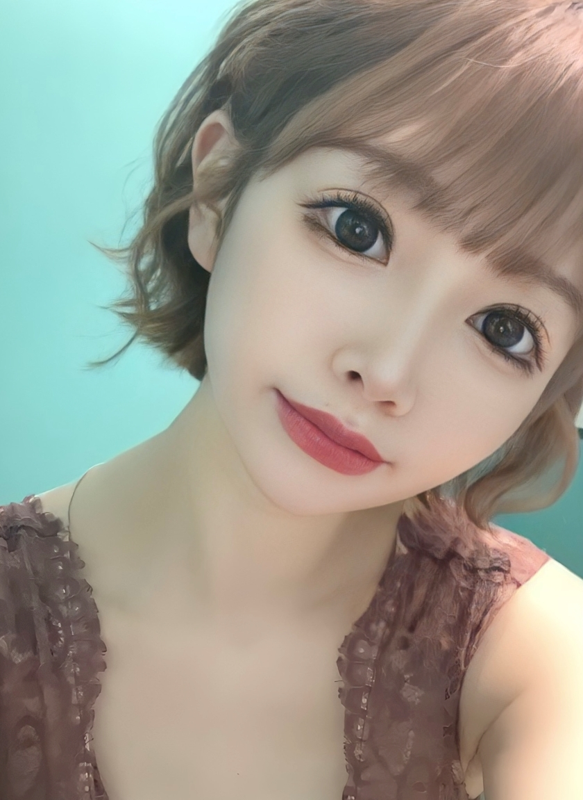 葉月 りほ