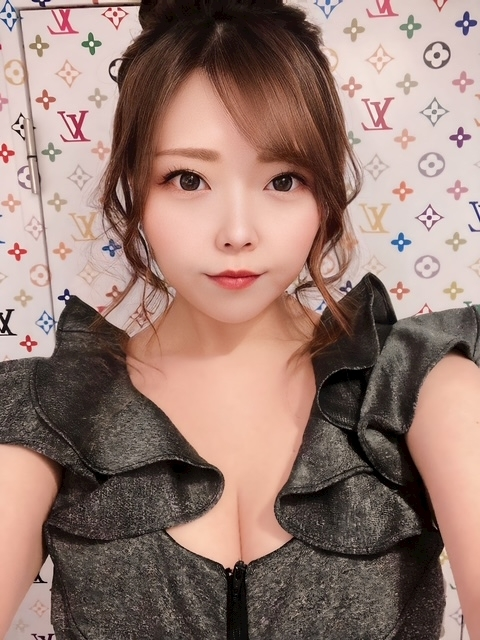 夏樹 あや