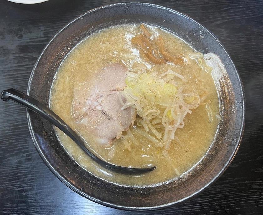 めい