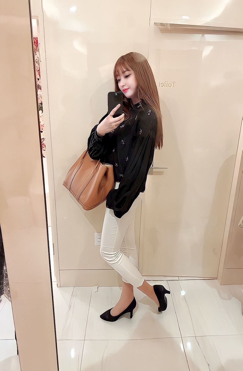 叶 芽依