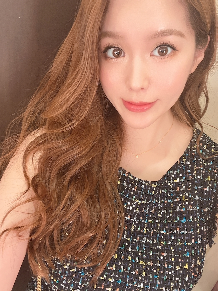 黒輝 りさ