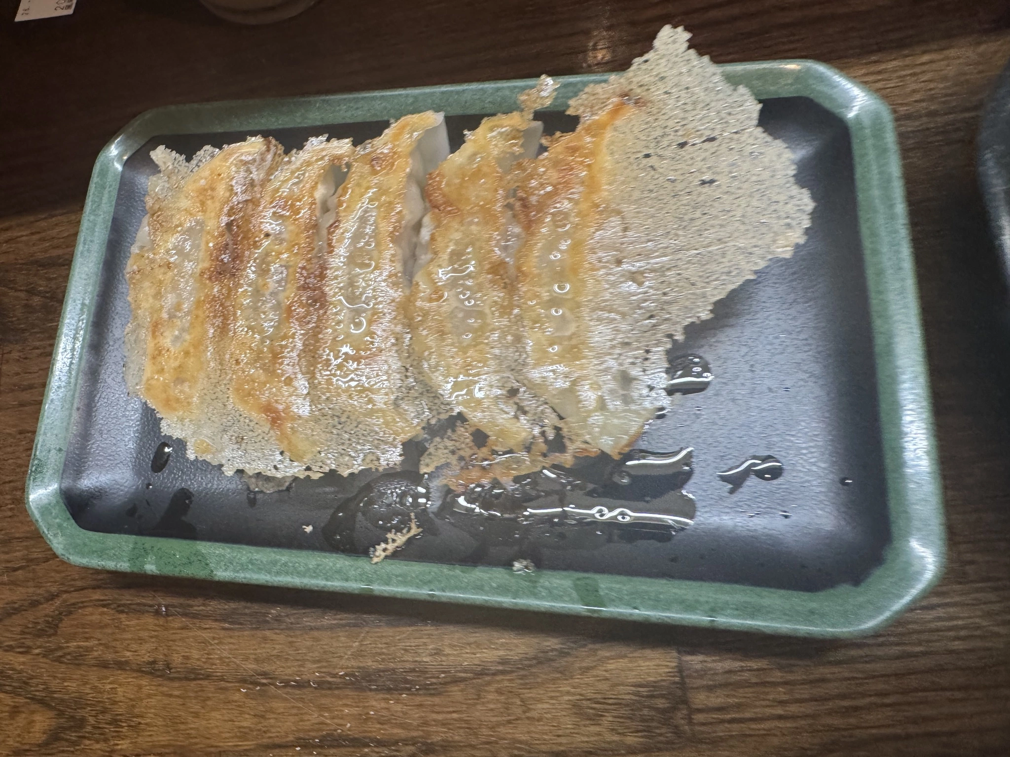 にこる