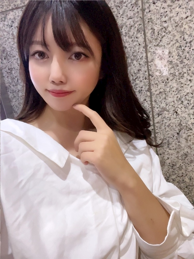 妃 えりな