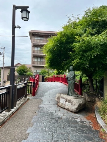 まみ