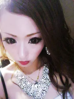 妃 えりか