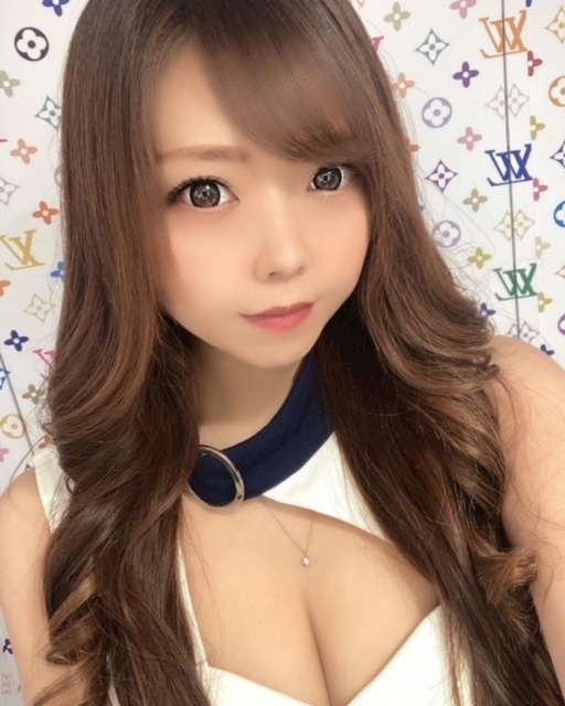 夏樹 あや