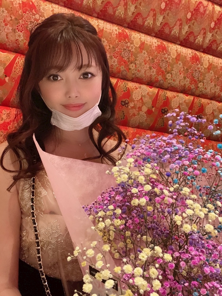 妃 えりな