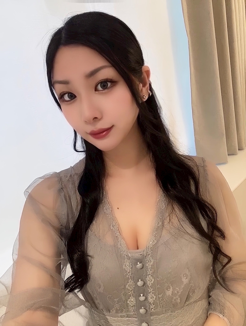 華宮 れい