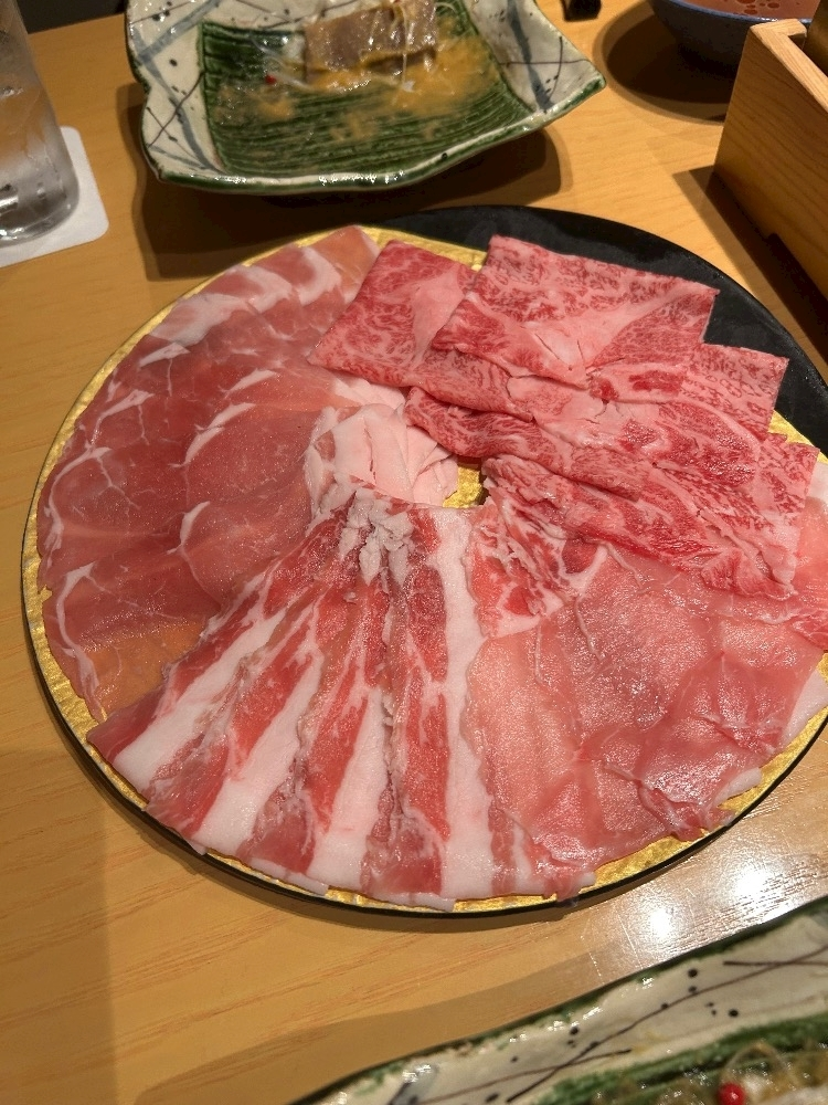 にこ