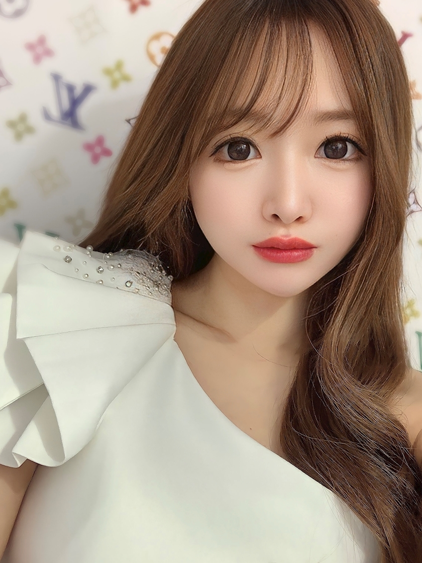 葉月 りほ