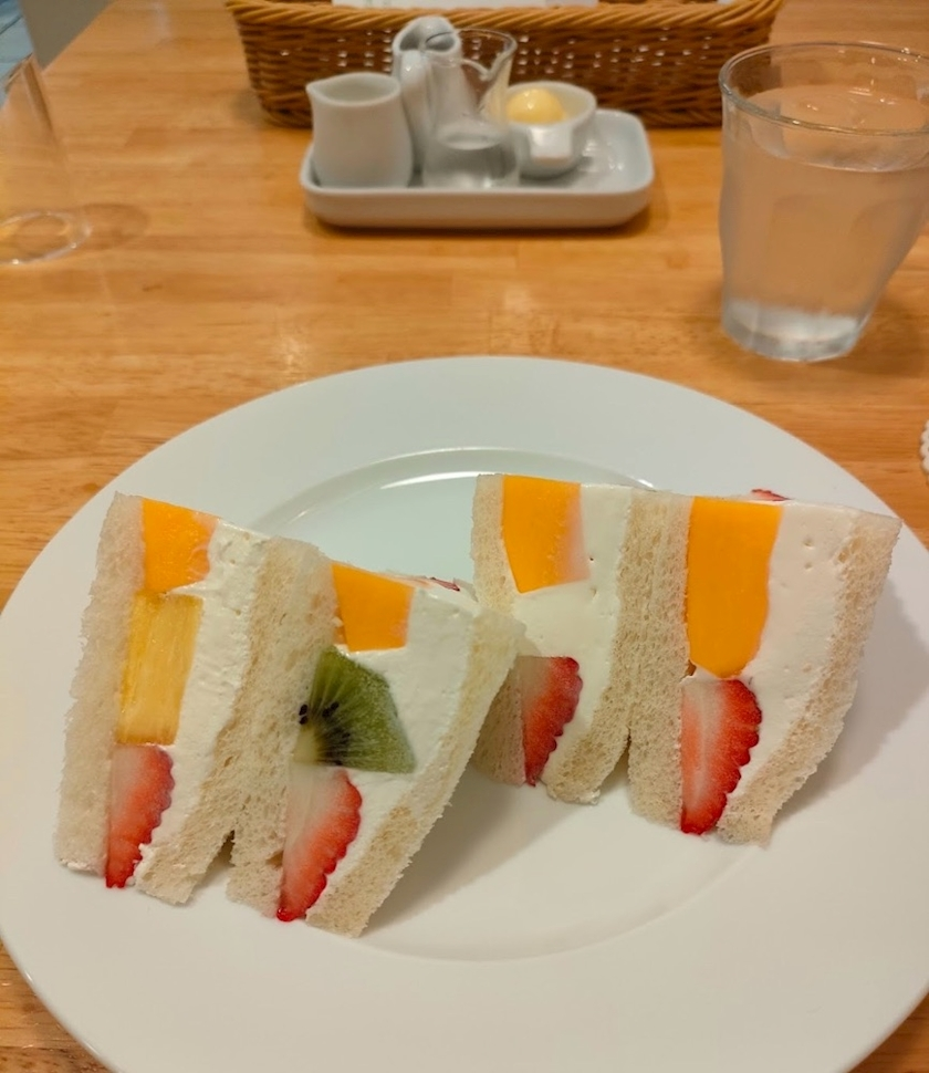 市杵島 みなこ