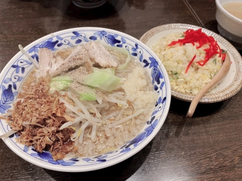 美吉 アユム
