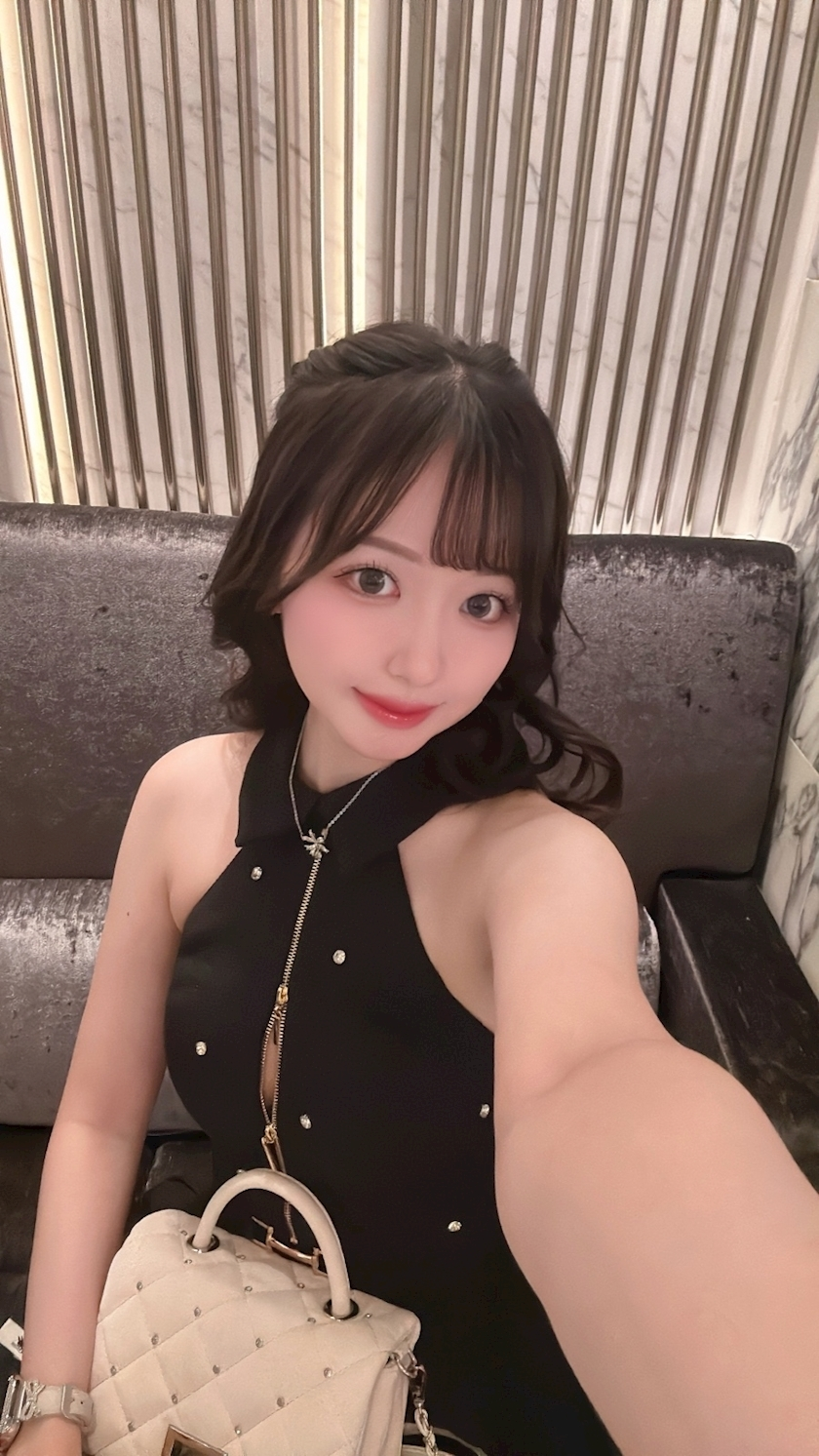にいな