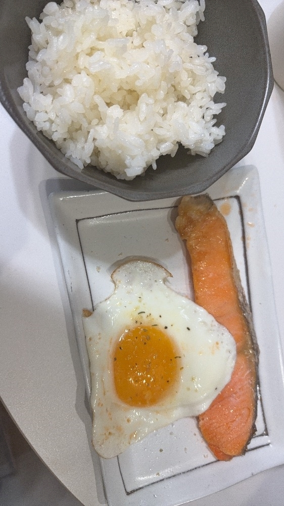 葉月 ひろみ