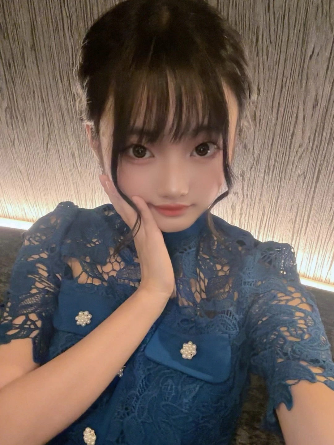 あいな