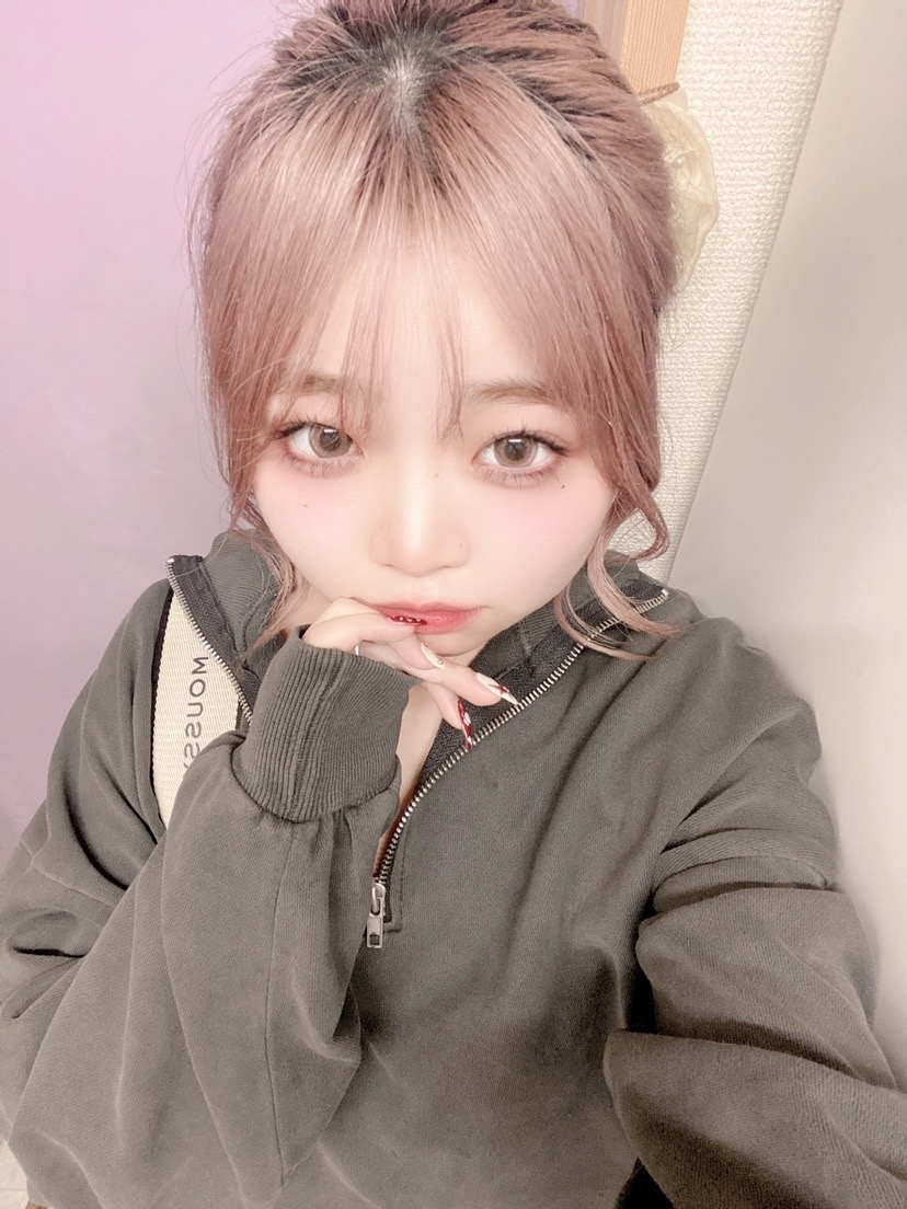 美吉 アユム