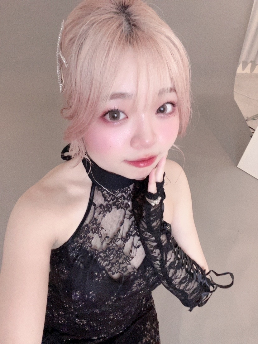 美吉 アユム