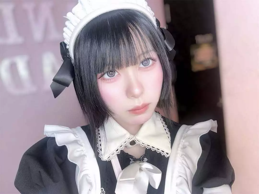 にゃる