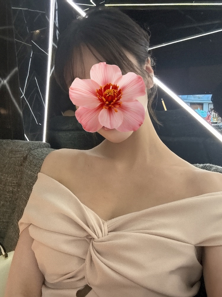 泉 りさ