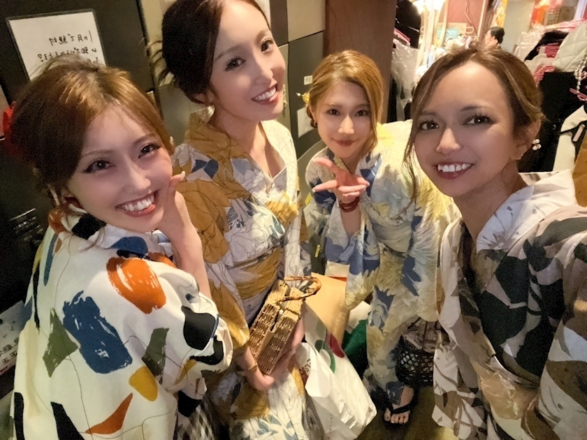 愛羽 仁美