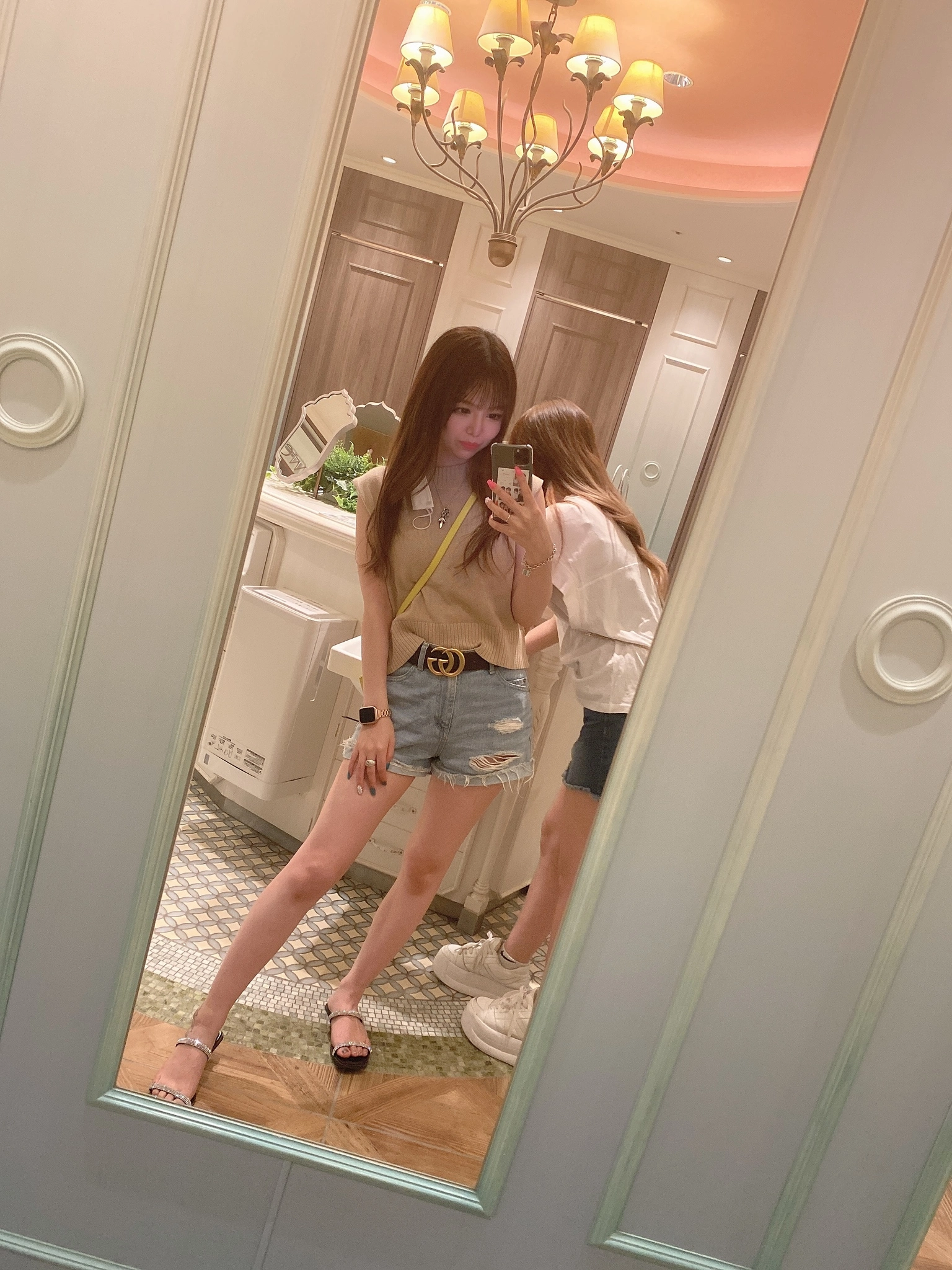 宇佐美 みみ