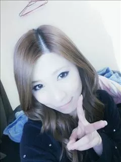 愛羽 仁美