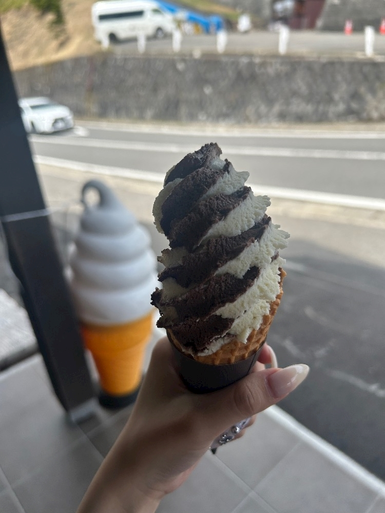 かびるんるんさわ