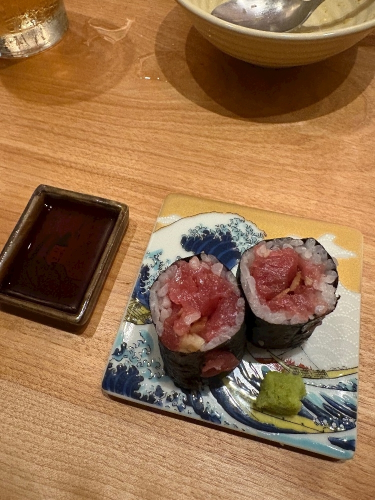 佐野 エマ