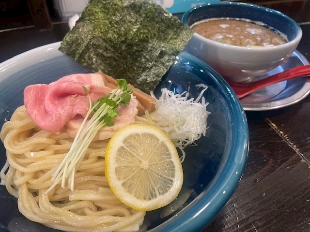 椎名 くるみ