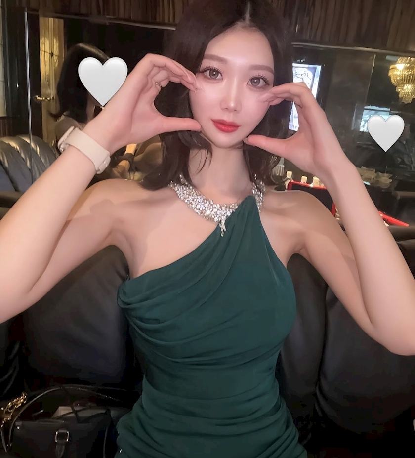 三鷹 真綺