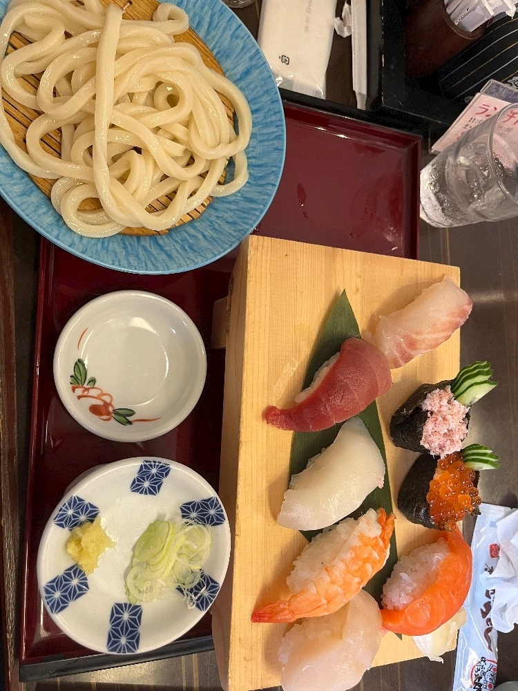 あや