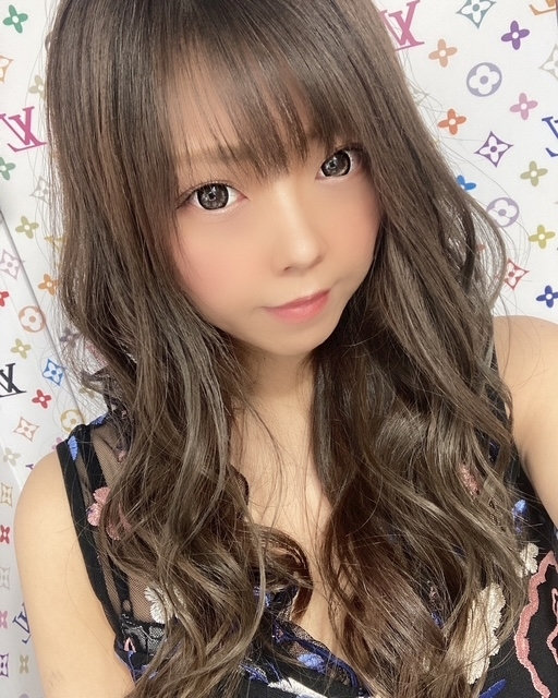 夏樹 あや
