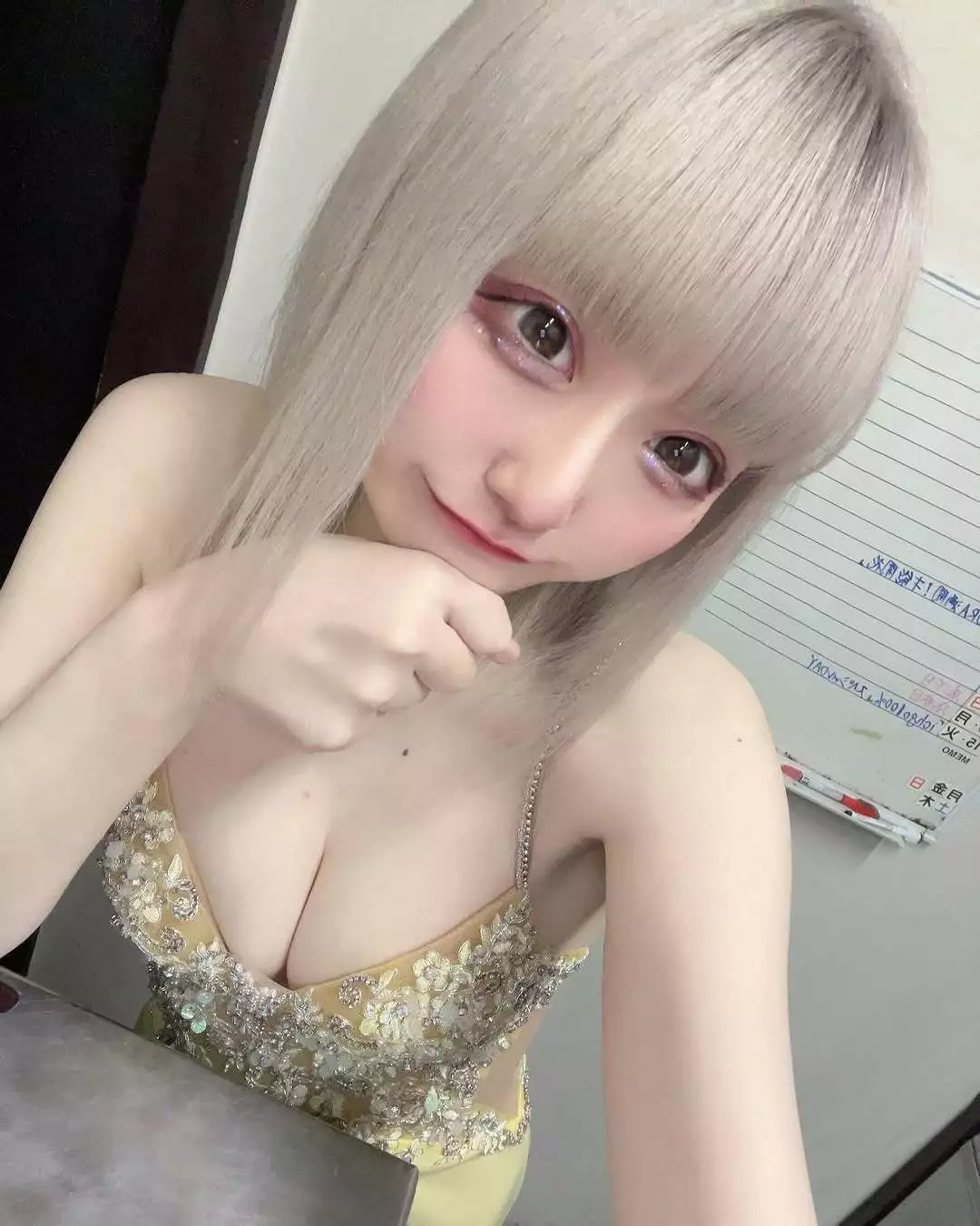 雛鶴 めい
