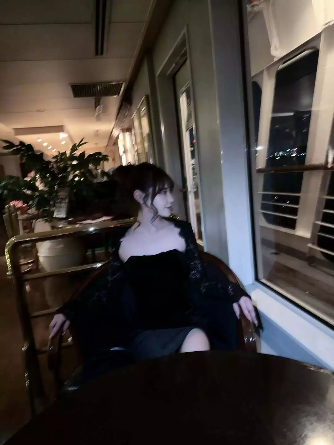 シオン