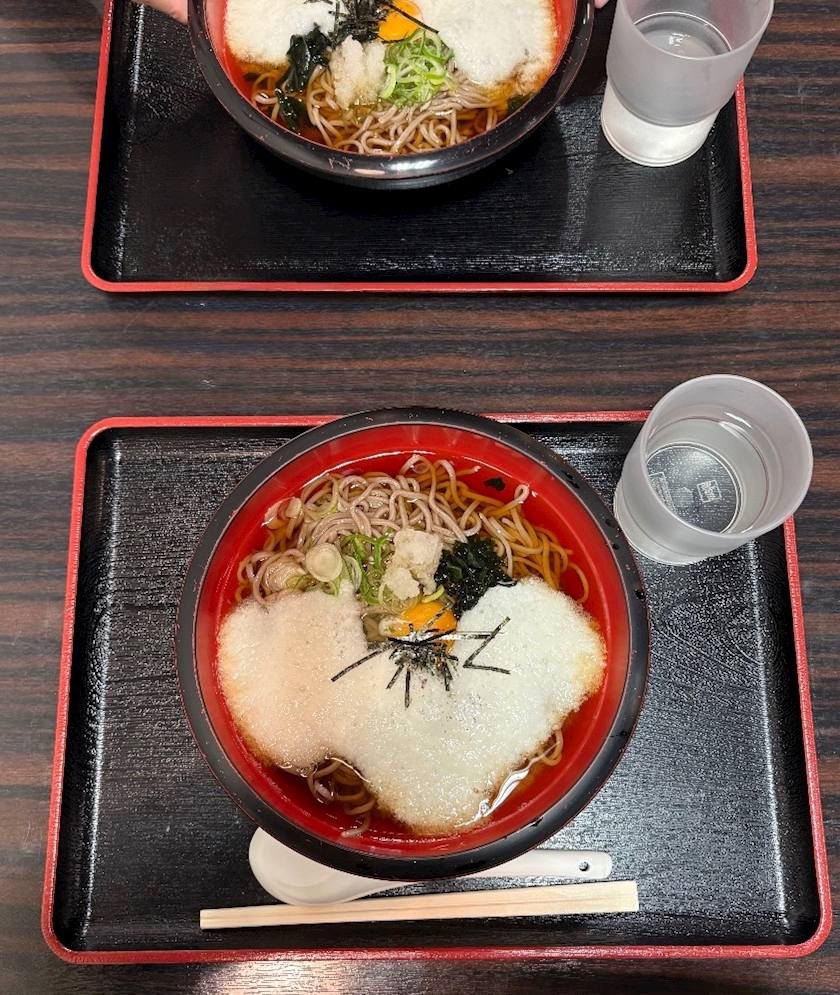 乙川 ゆあ