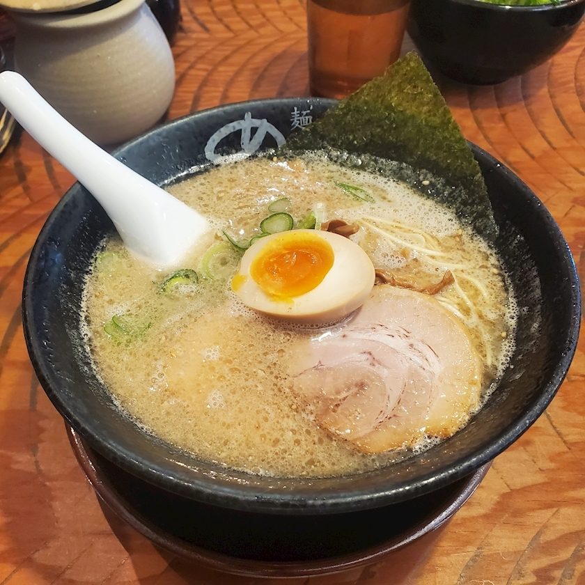 花奈 えり