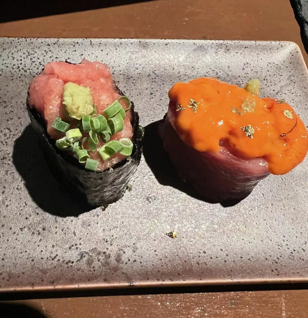 マユ