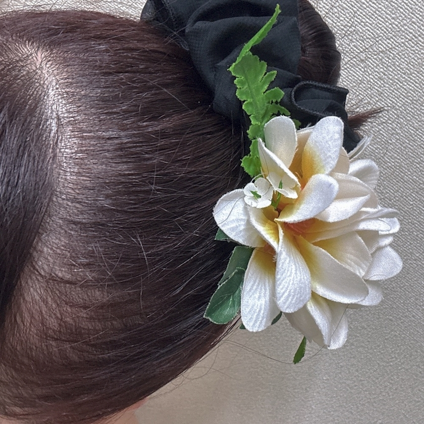 美月 ひな