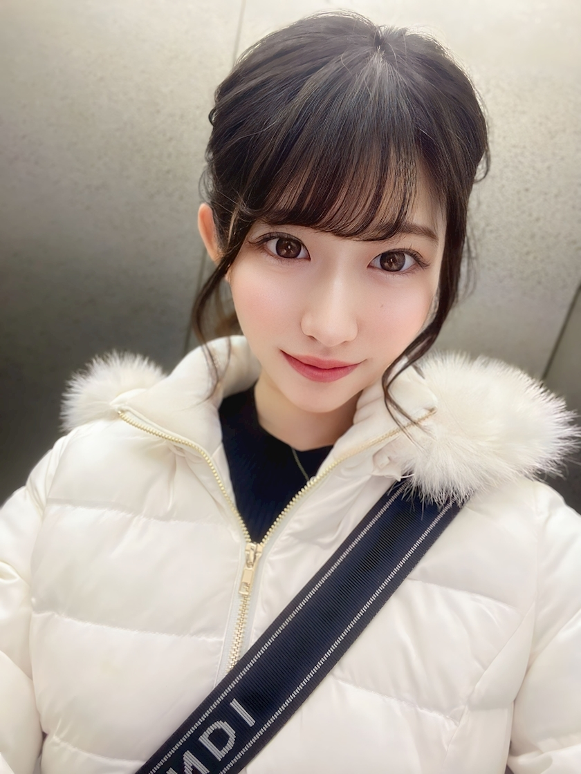 天乃 りさ