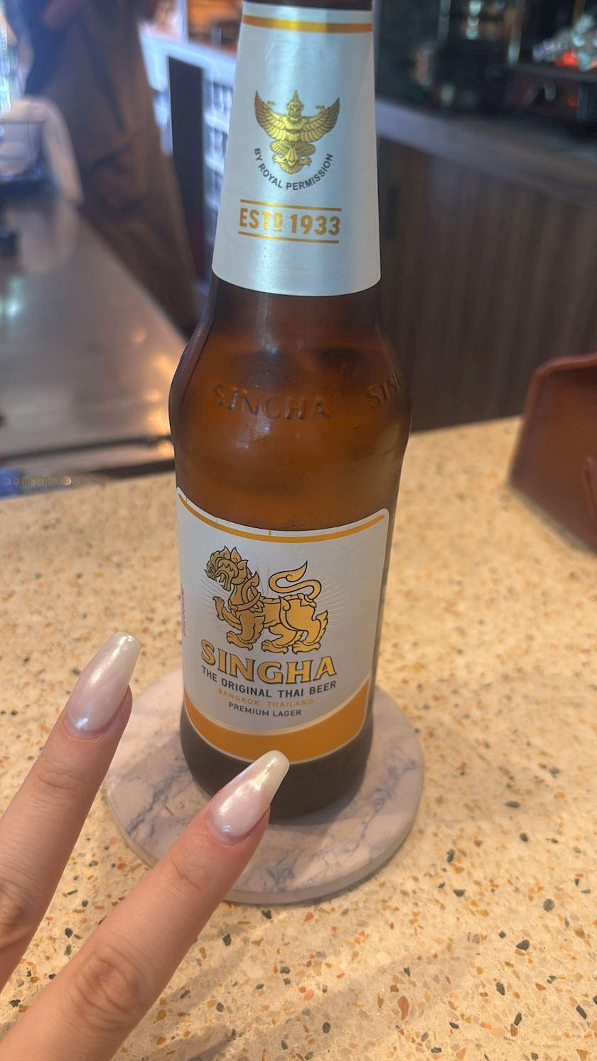 三鷹 真綺