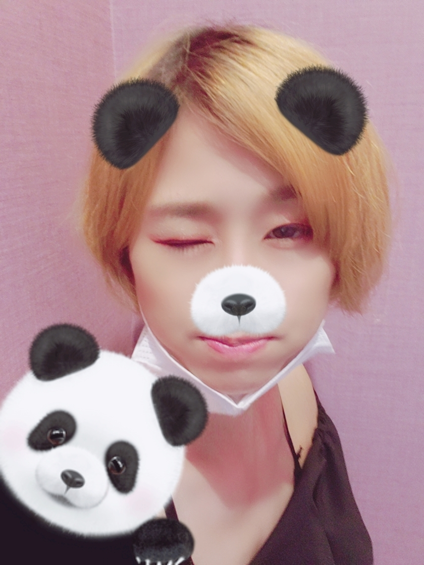 エミ （スタッフ）