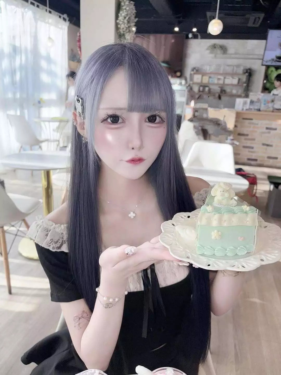 ねるにゅん