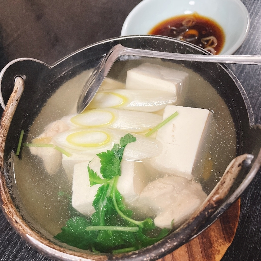愛羽 仁美