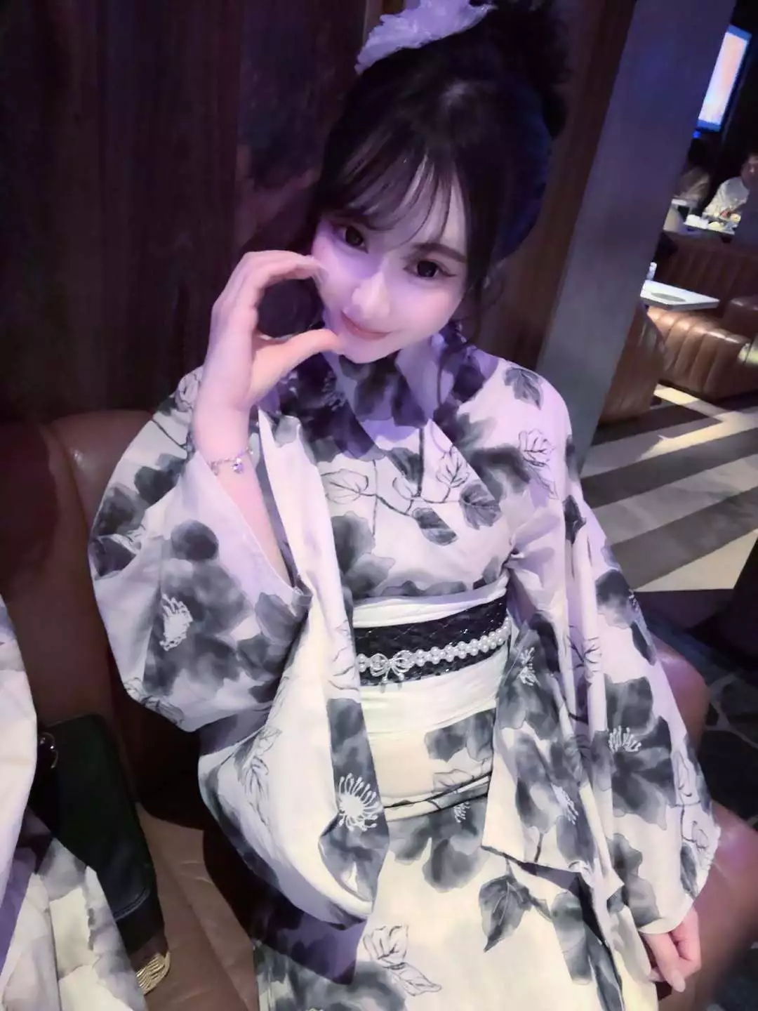 シオン