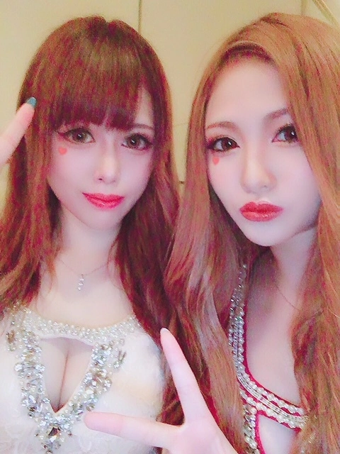 あいな