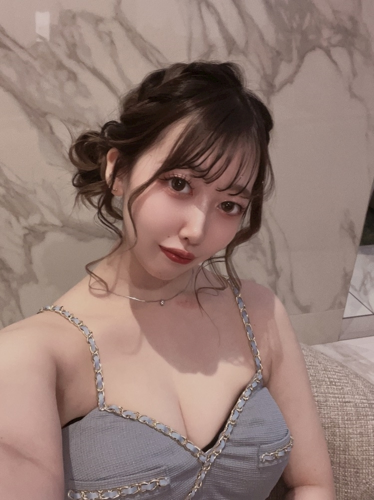 乙川 ゆあ