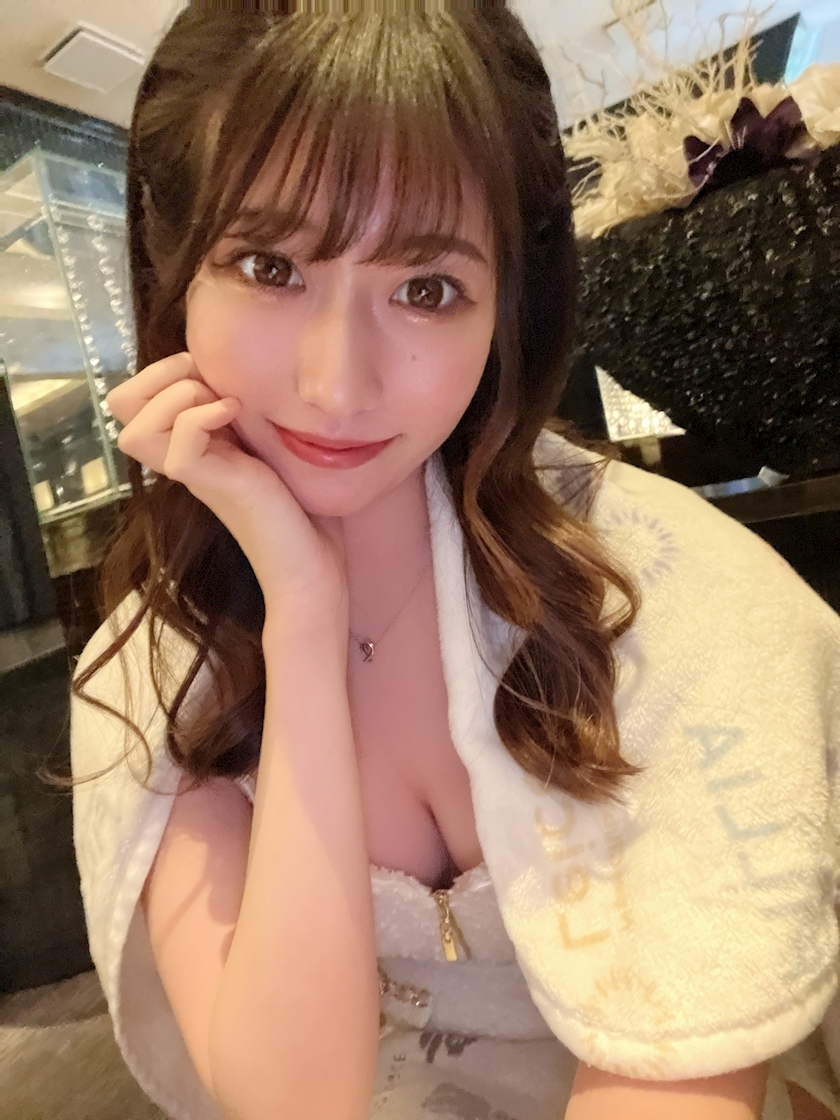 天乃 りさ