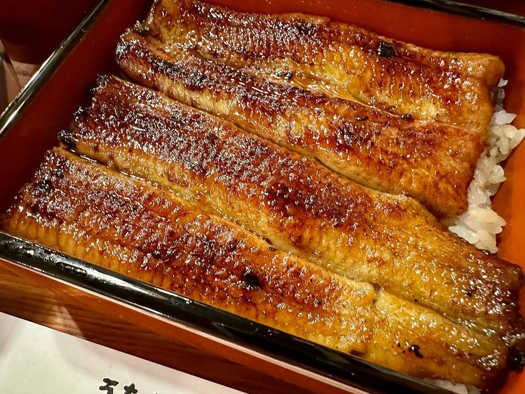 麻貴